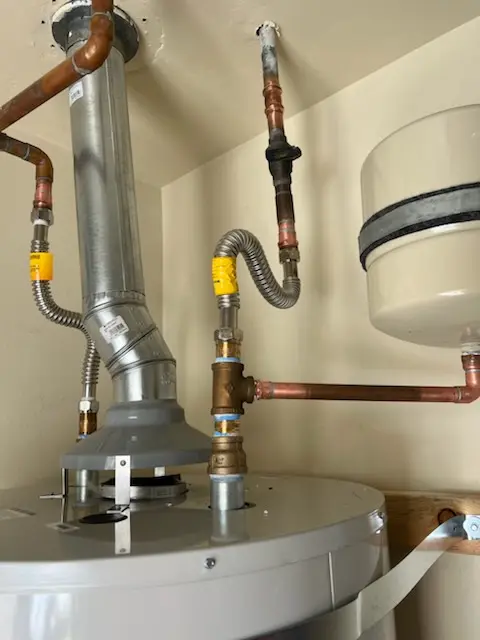 Water heater installation and plumbing repair in Sandy Woods